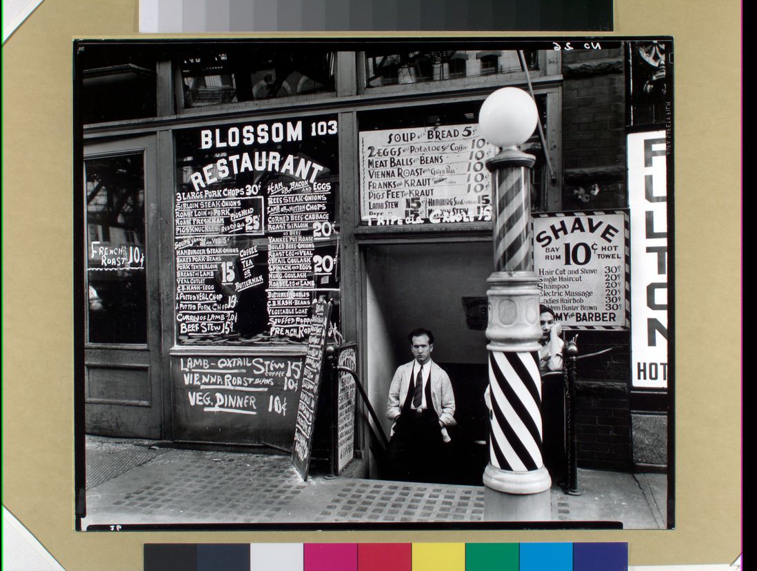 "Blossom Restaurant, 103 Bowery, Manhattan." 1935.